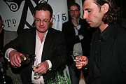 Ardbeg Brand Director  Hamish Torrie (li.) stellte den Ardbeg Supernova in München vor (©Foto: Martin Schmitz)